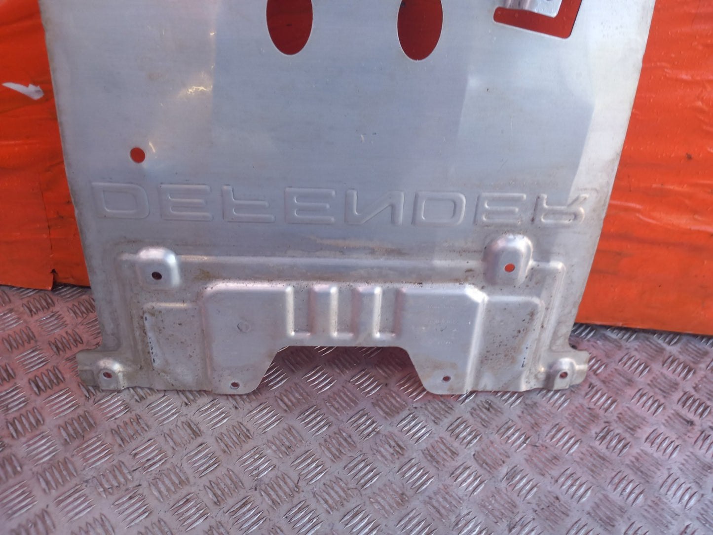 Land Rover Defender L663 3.0 Diesel 2025 Engine Undertray Splash Guard Warranty - Image 5