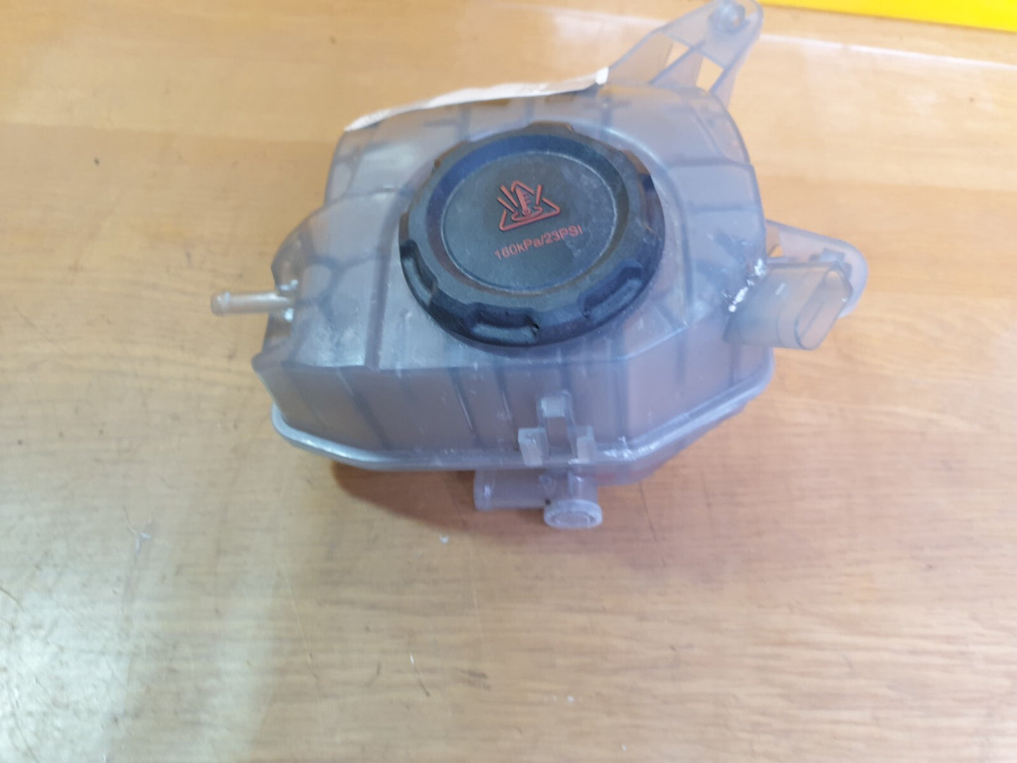 ✅2023 CUPRA FORMENTOR 1.4P HYBRID COOLANT EXPANSION TANK 5WA121407E + WARRANTY - Image 2