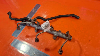 Audi Q7 S Line Tdi Quattro 2010 3.0 Diesel FUEL INJECTOR RAIL 059130090AH A224 - Image 2
