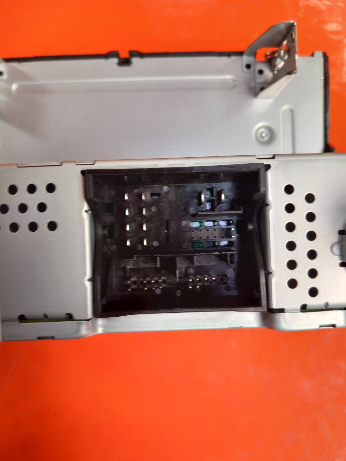 VW Transporter T30 2.0 Diesel 2021 Radio Multimedia Head Unit 7LA035153A A410 - Image 11