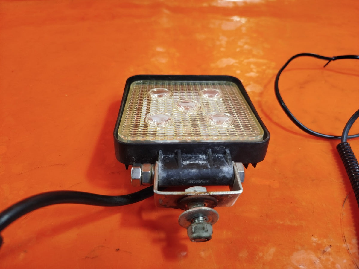 2021 VW Transporter T30 Van LED Light Warranty A412 - Image 4