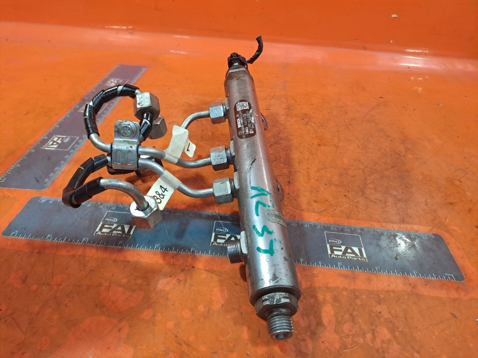 ✅2011 LAND ROVER DISCOVERY 4 L319 3.0D FUEL INJECTOR RAIL 9X2Q-9D280-FA A239 - Image 3