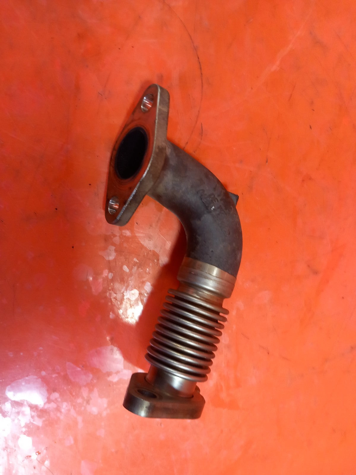 2023 VW Transporter ST-Line EGR Pipe 04L131521BB Warranty A416 - Image 2