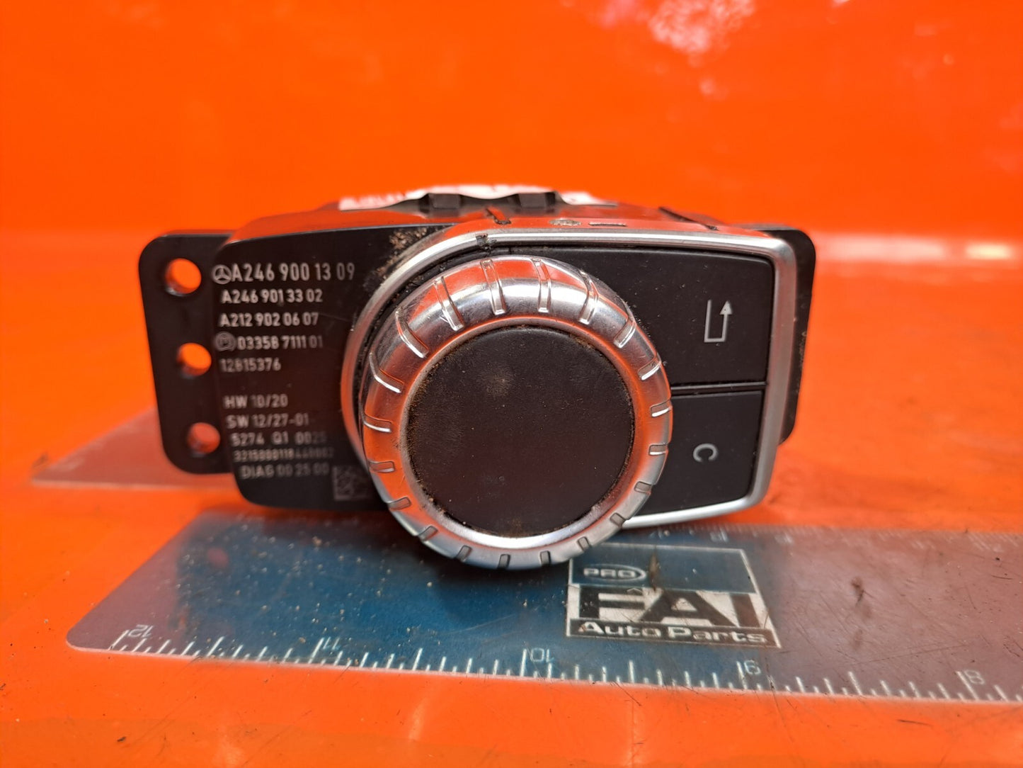 ✅MERCEDES W176 A180 1.5 DIESEL 2015 MULTIMEDIA CONTROL SWITCH BUTTON A2469001309 - Image 1