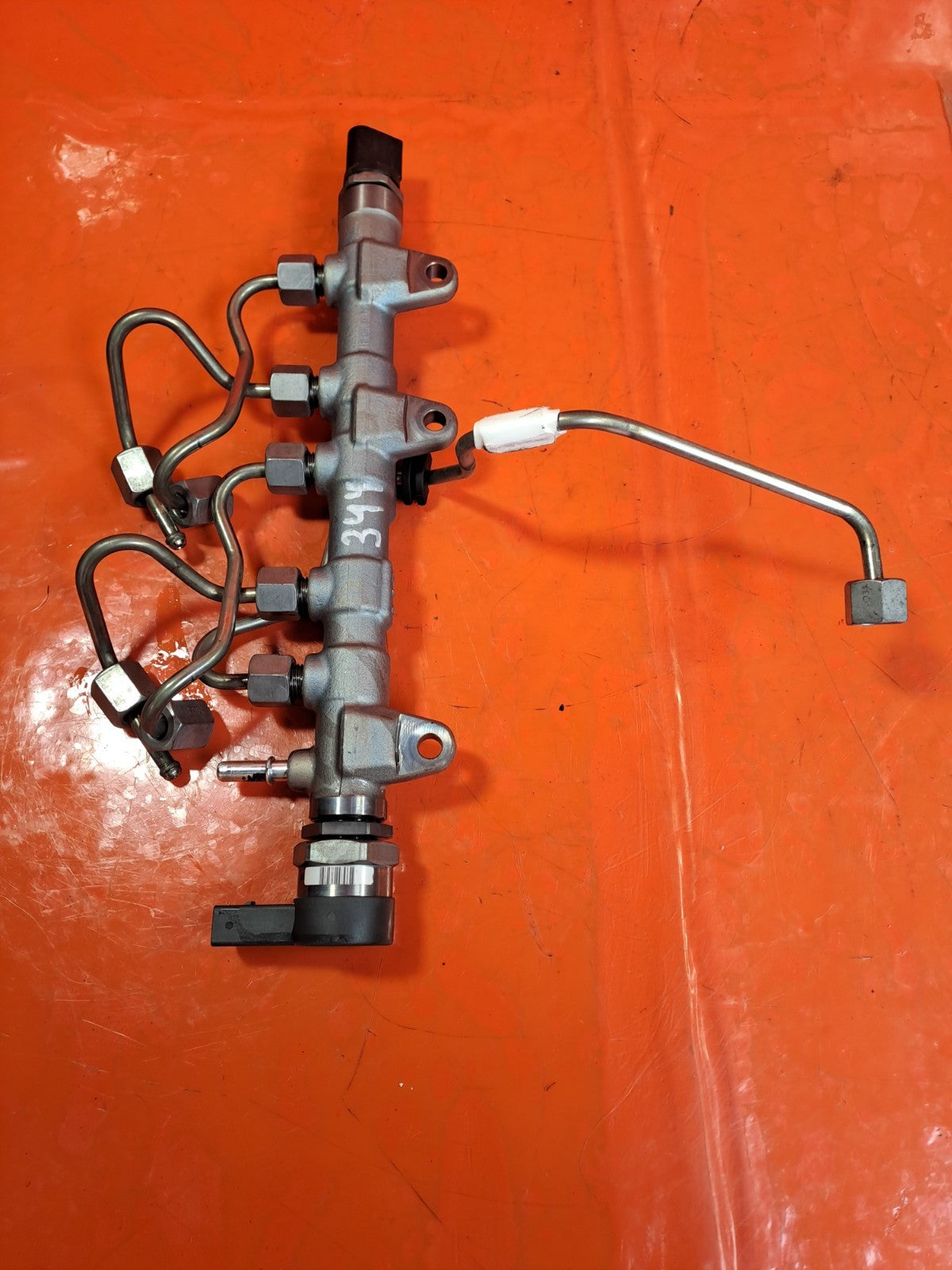 ✅BMW F23 218D Se 2.0 DIESEL 2019 B47D20U0 FUEL INJECTOR RAIL 8514154 Warranty - Image 7