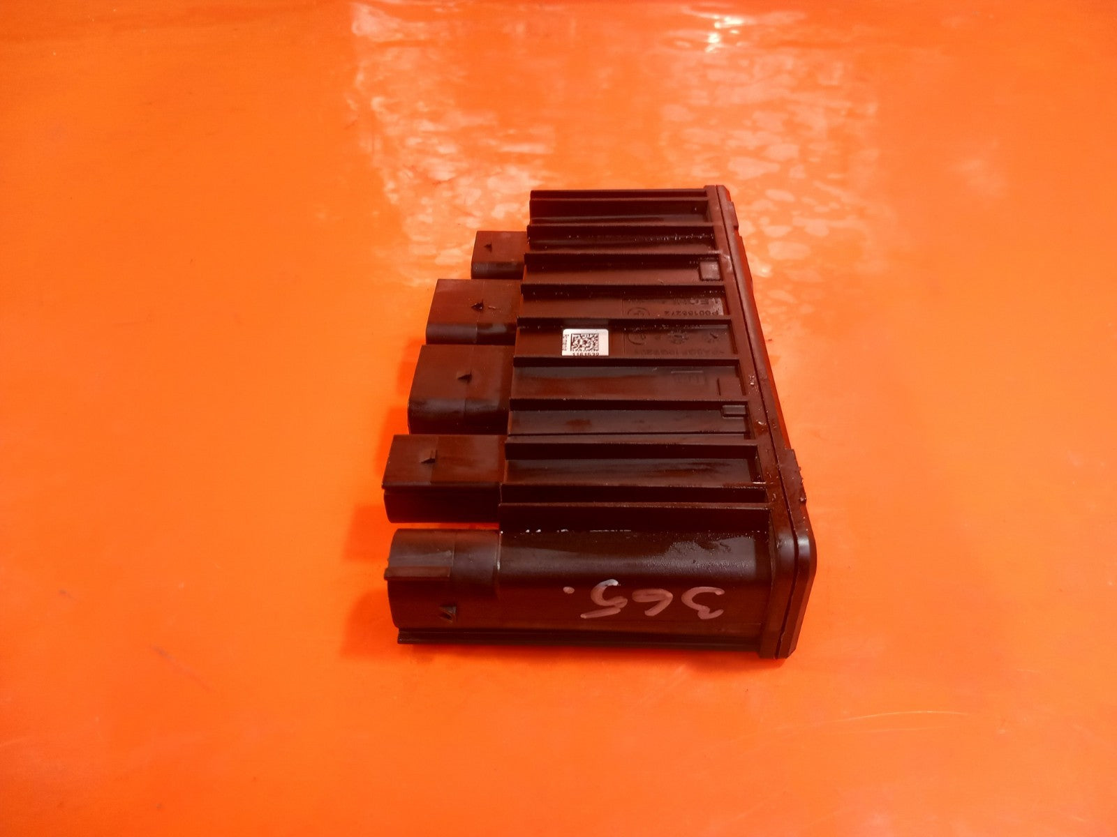 ebay-src:https://i.ebayimg.com/00/s/mtiwmfgxnjaw/z/etgaaeswxm5qna7d/$_57.jpg