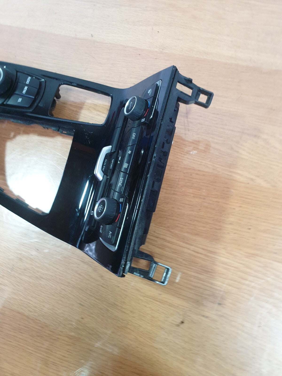 ebay-src:https://i.ebayimg.com/00/s/mtywmfgxmjaw/z/-emaaoswprrmyf8i/$_57.jpg