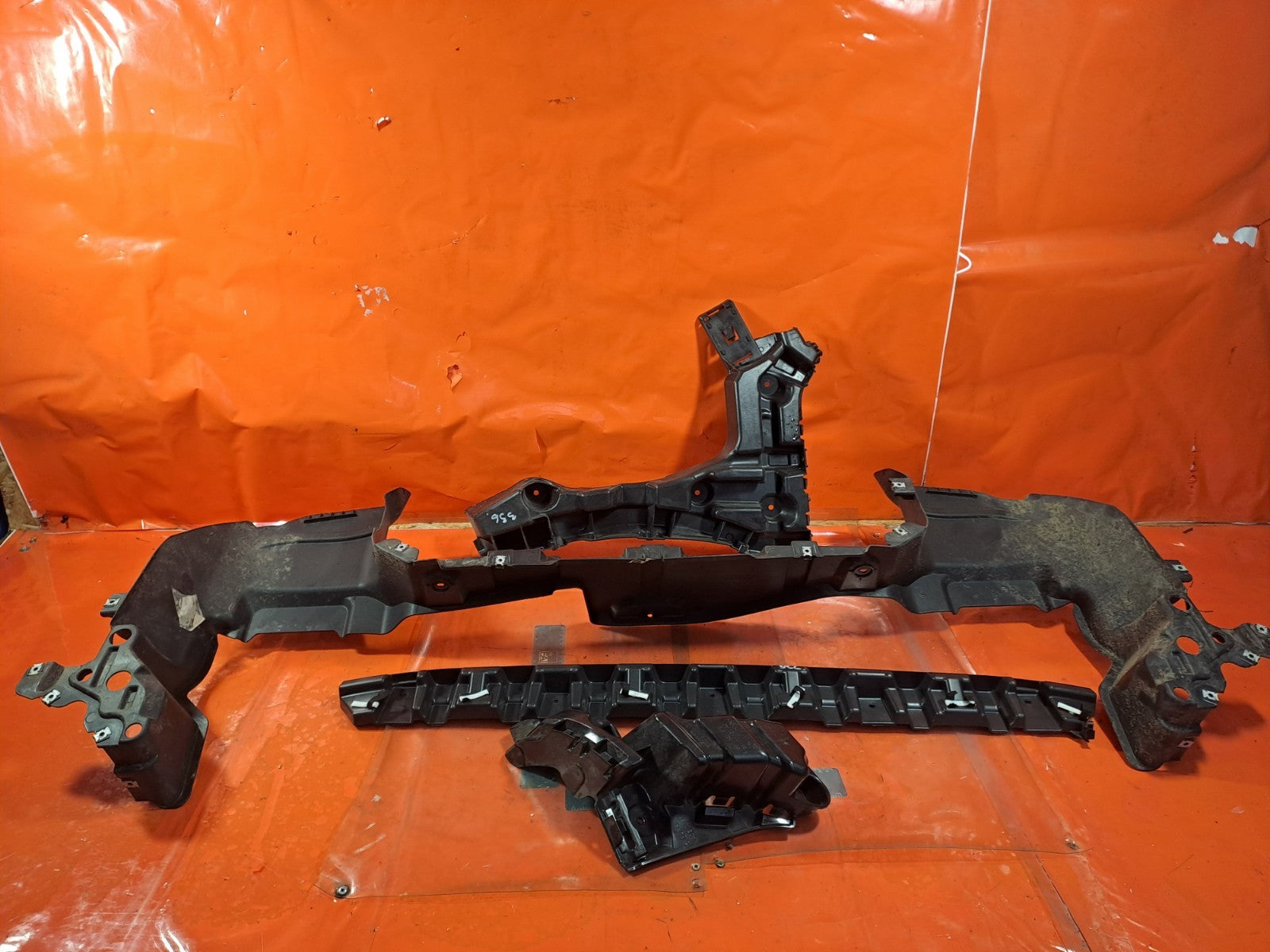 ebay-src:https://i.ebayimg.com/00/s/mtiwmfgxnjaw/z/q78aaeswxo9pchzo/$_57.jpg