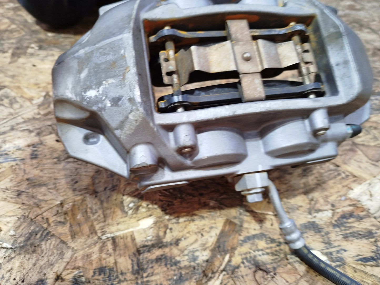 ✅2018-2025 TESLA MODEL 3 ELECTRIC FRONT LEFT BRAKE CALIPER 104462100E + WARRANTY - Image 5