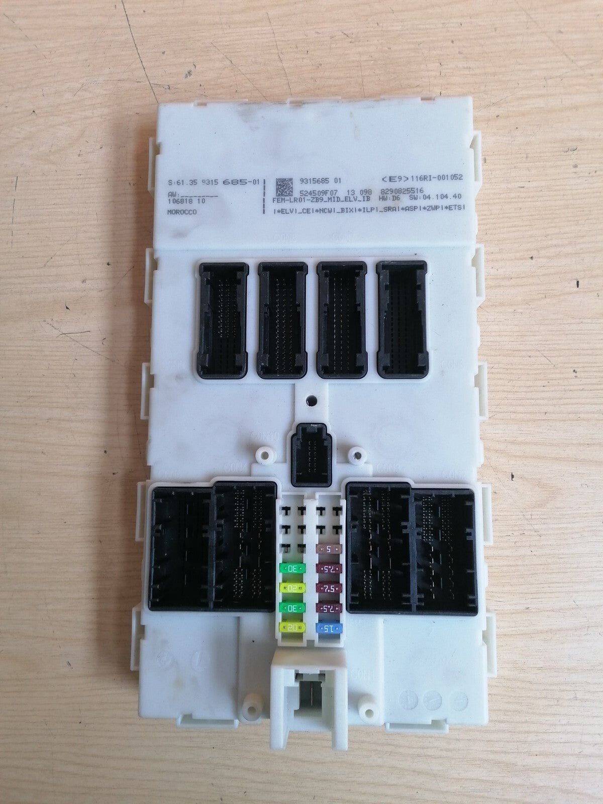 BMW 1 SERIES F20 2014 2.0 DIESEL LEAR COMFORT CONTROL MODULE 116RI001052 X00 - Image 1