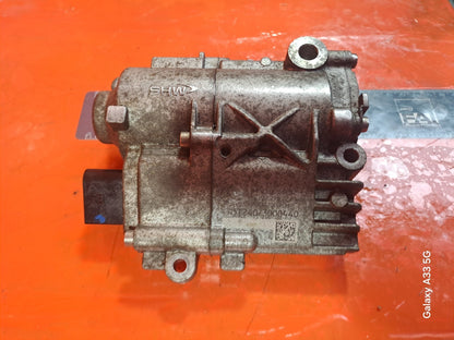 ✅MERCEDES C200 W205 AMG 2.0 PETROL 2015 GEARBOX OIL PUMP A2222700201 A048 - Image 1