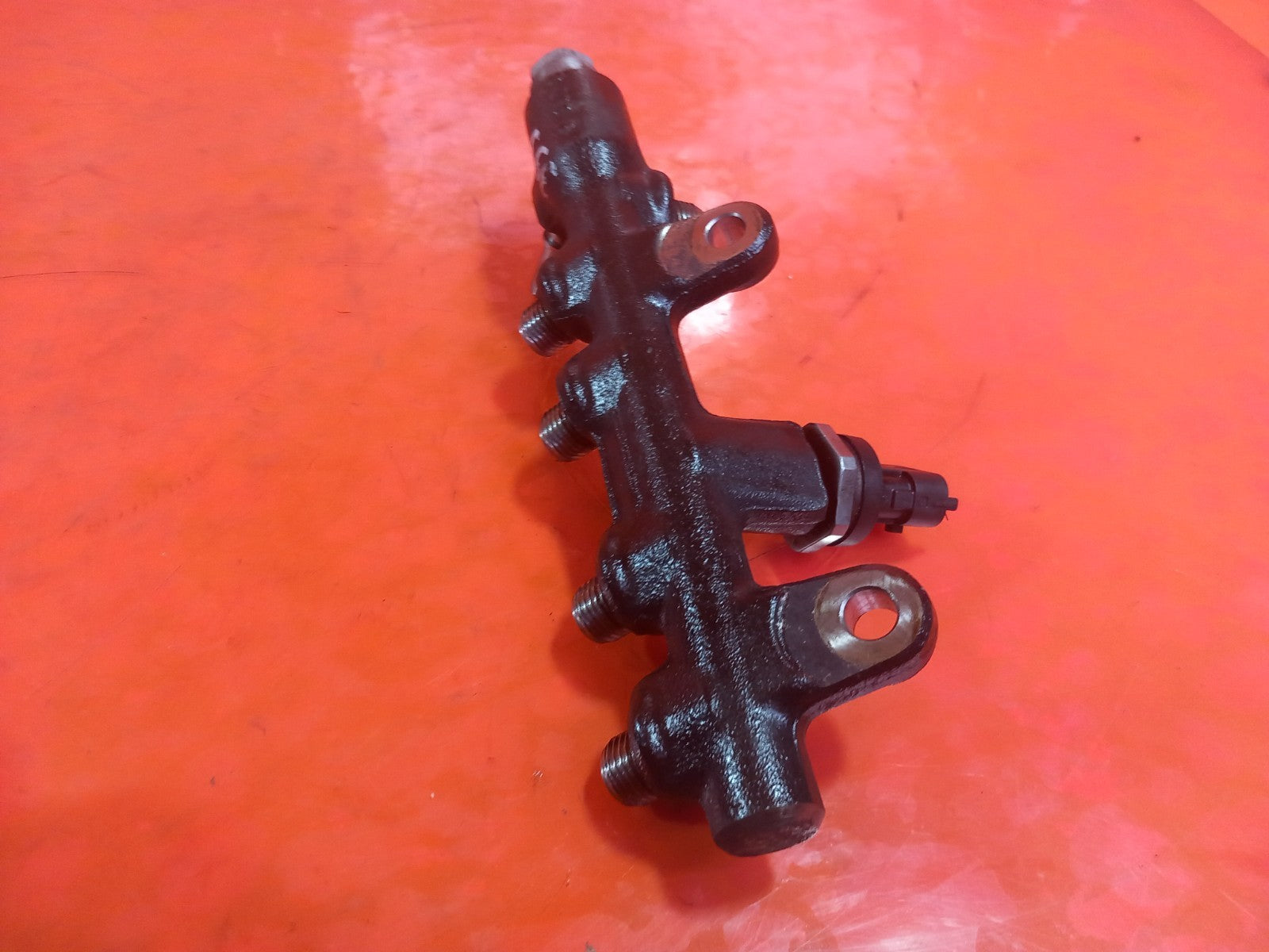 2021 Mercedes W415 Citan Fuel Injector Rail Warranty A399 - Image 10