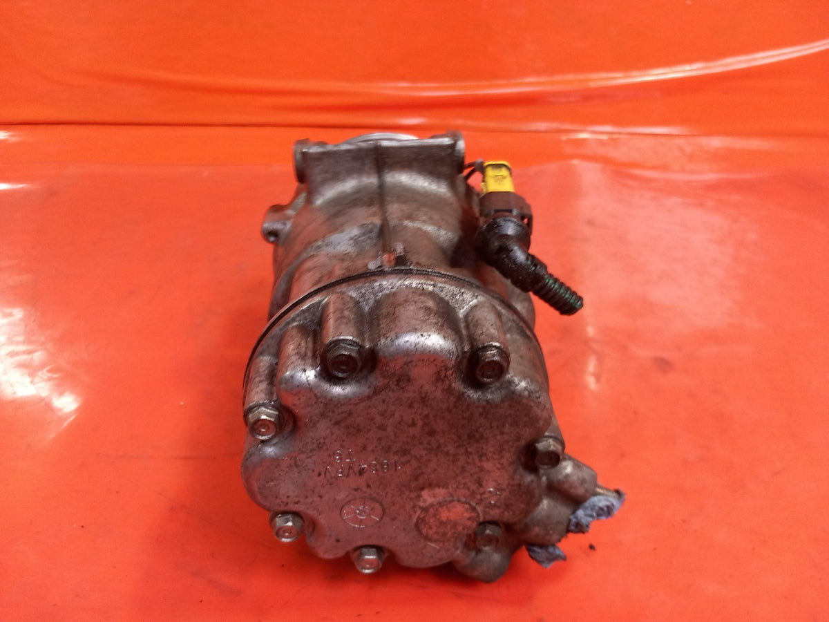ebay-src:https://i.ebayimg.com/00/s/mtiwmfgxnjaw/z/m-saaeswr-1qgxlm/$_57.jpg