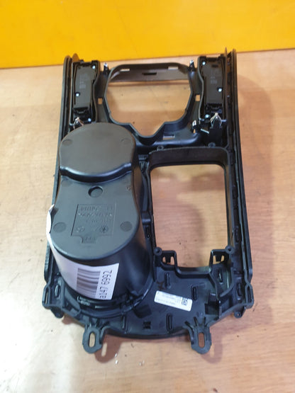 ✅Mercedes C Class W205 2014 Centre Console Panel & Cup Holder A2056805807 A147 - Image 11