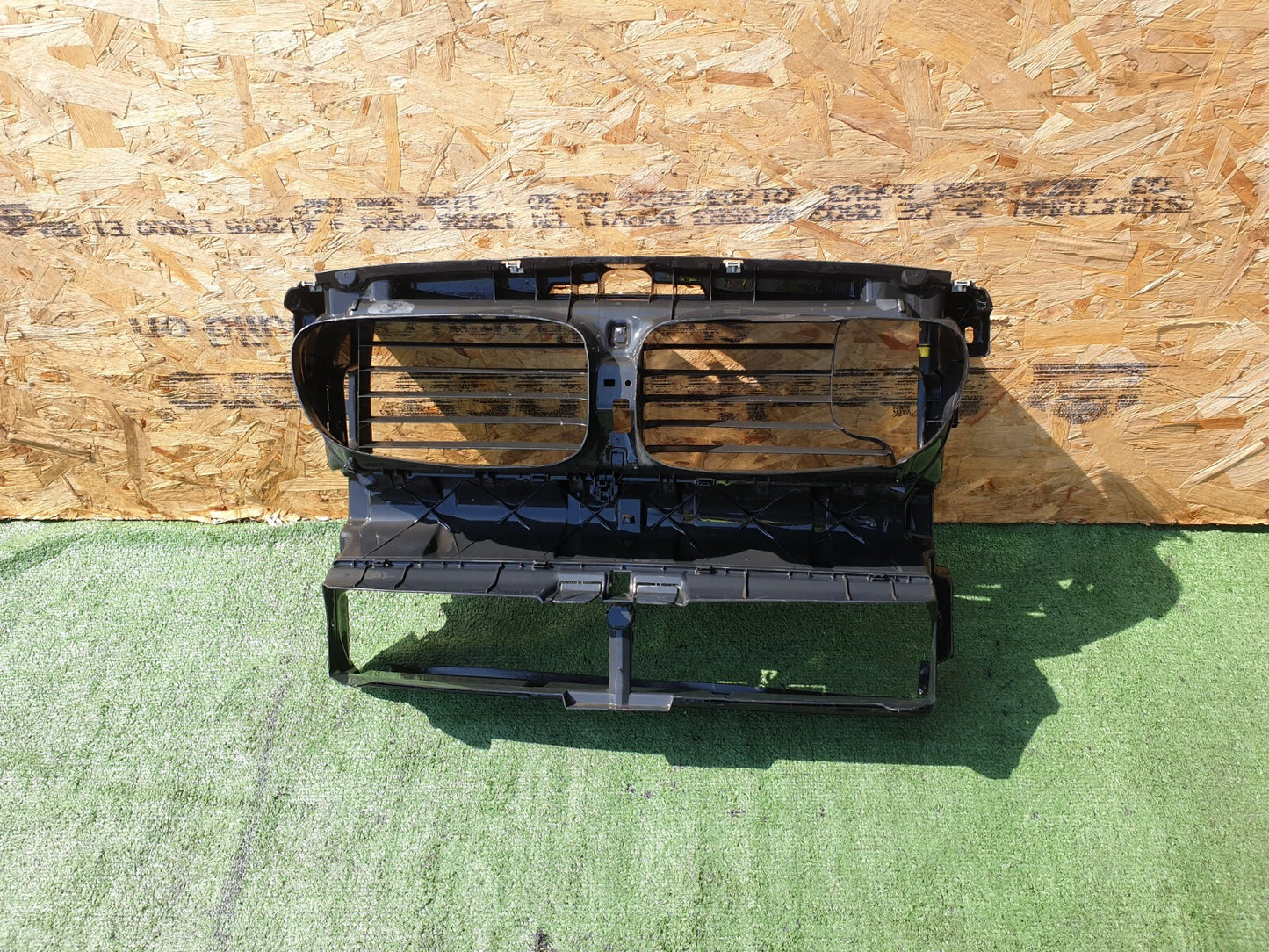 ✅2014 BMW 5 SERIES F11 4.4P RADIATOR AIR INTAKE DUCT PANEL 8049683 + WARRANTY - Image 1