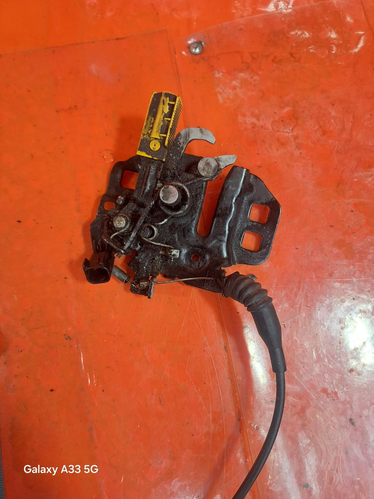 ✅FORD MONDEO TITANIUM 1.5 DIESEL 2016 BONNET LOCK CATCH DS7A16701DC DS7A16700AE - Image 3