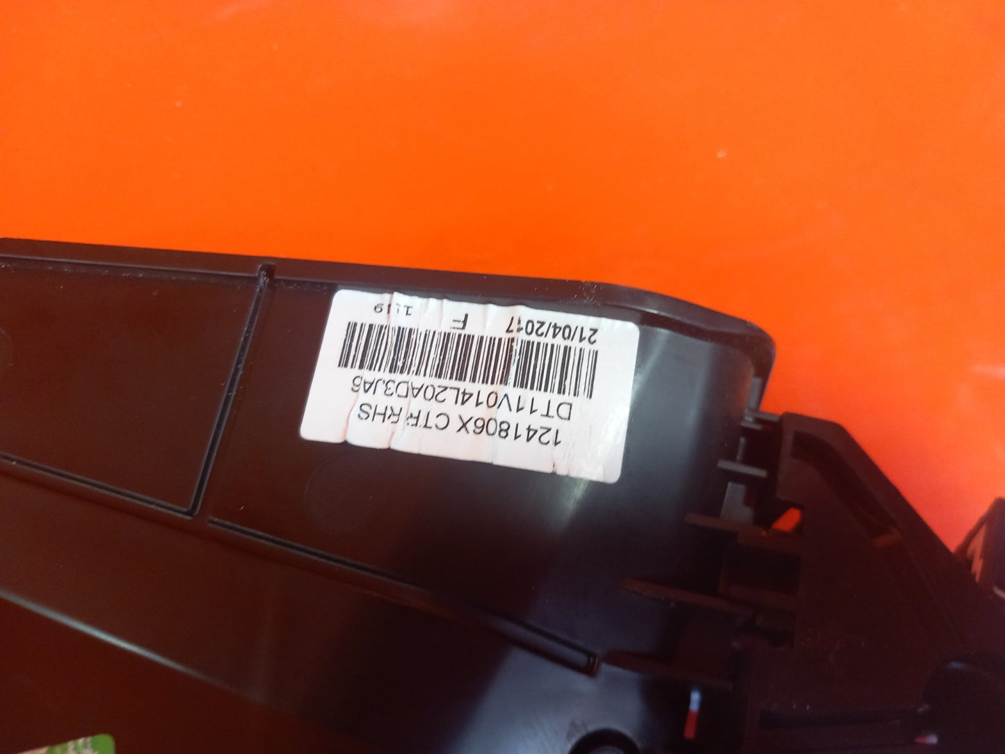 2017 Ford Transit Connect Front Dash Centre Air Vent Pair DT11-V014L20-ADW A369 - Image 8
