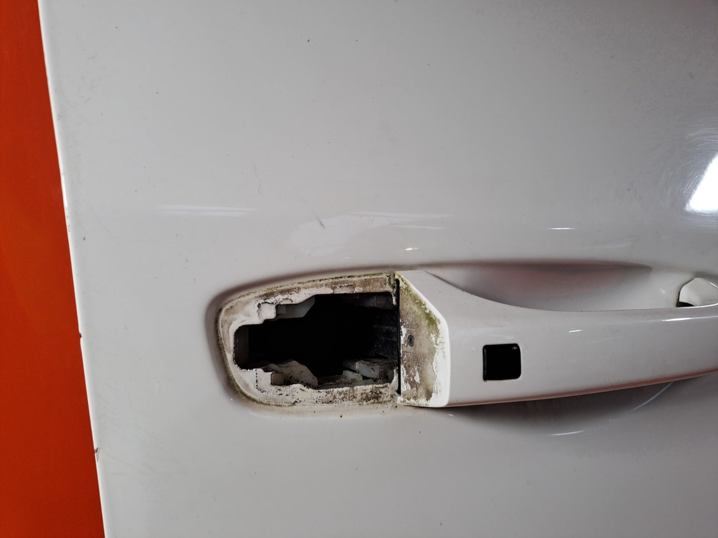 ✅SSANGYONG TIVOLI Elx 1.6 DIESEL 2016 FRONT RIGHT DOOR WHITE Warranty A279 - Image 8
