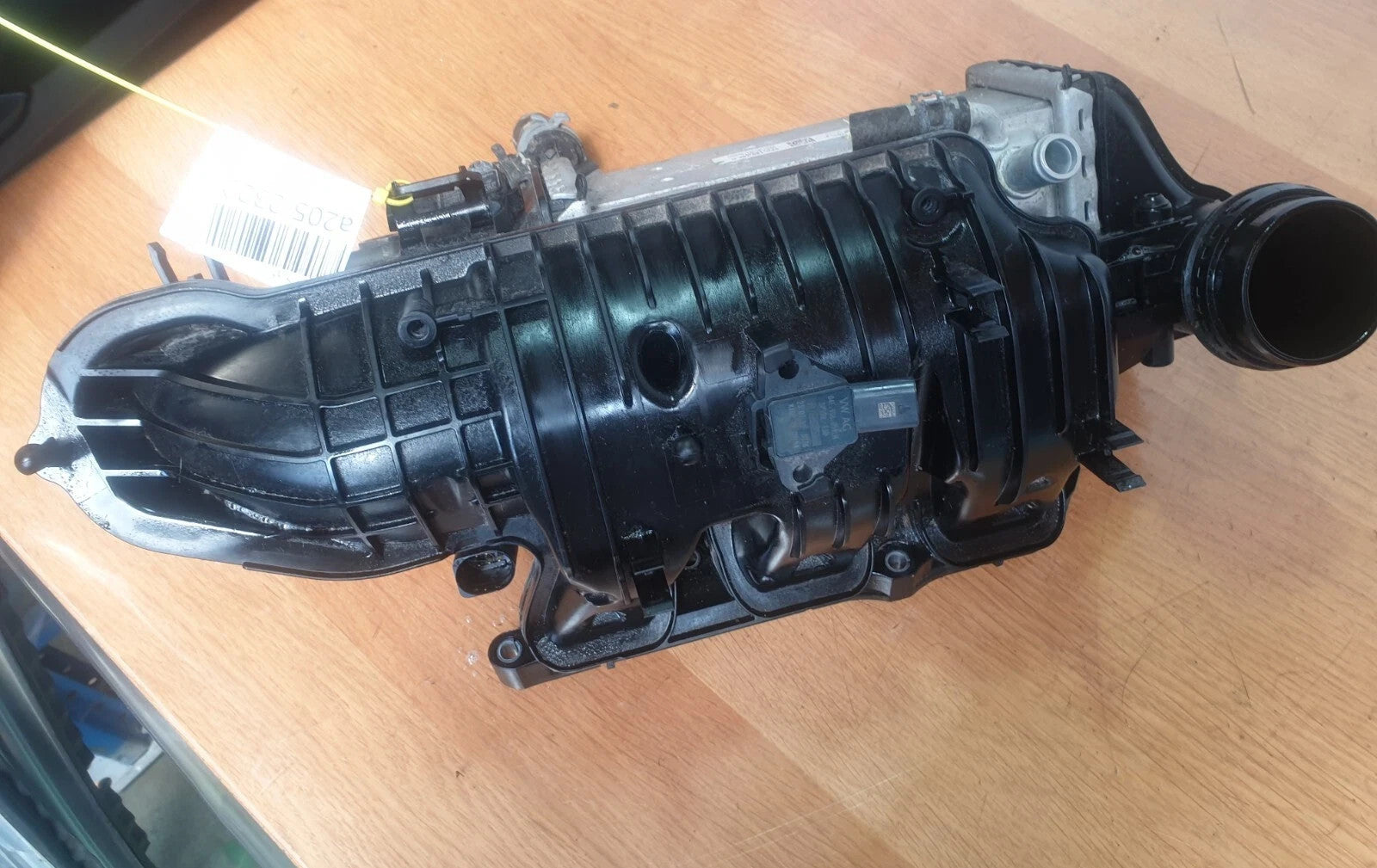 ebay-src:https://i.ebayimg.com/00/s/mtawovgxnjaw/z/hgaaaeswt-fqicd3/$_57.jpg