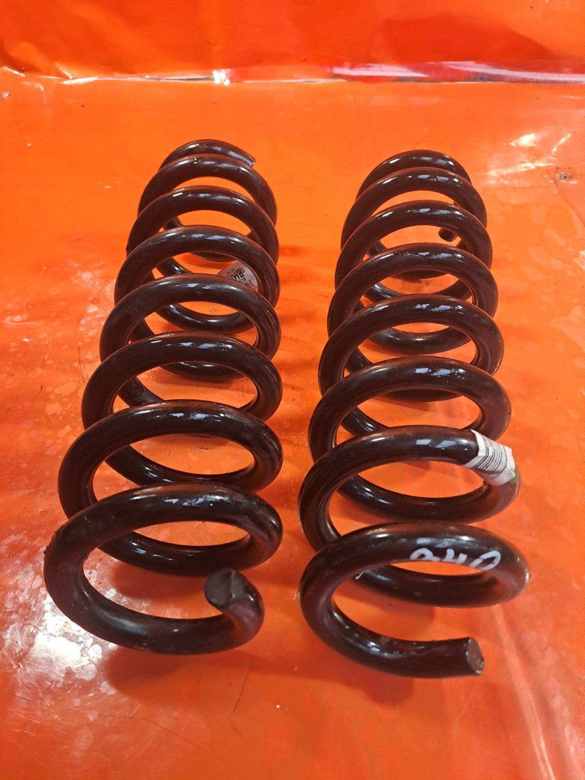 ebay-src:https://i.ebayimg.com/00/s/mtywmfgxmjaw/z/bysaaeswhbrpi5~d/$_57.jpg