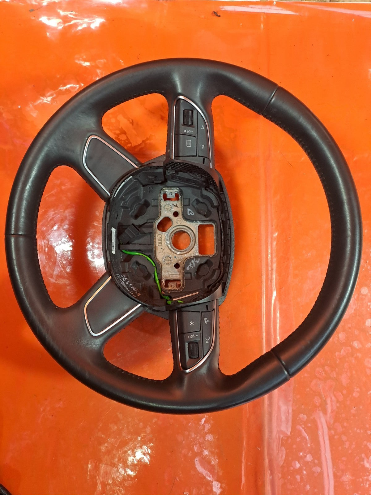 ✅AUDI A3 1.6 DIESEL 2013 MULTIFUNCTION LEATHER STEERING WHEEL 8U0419091B A338 - Image 6