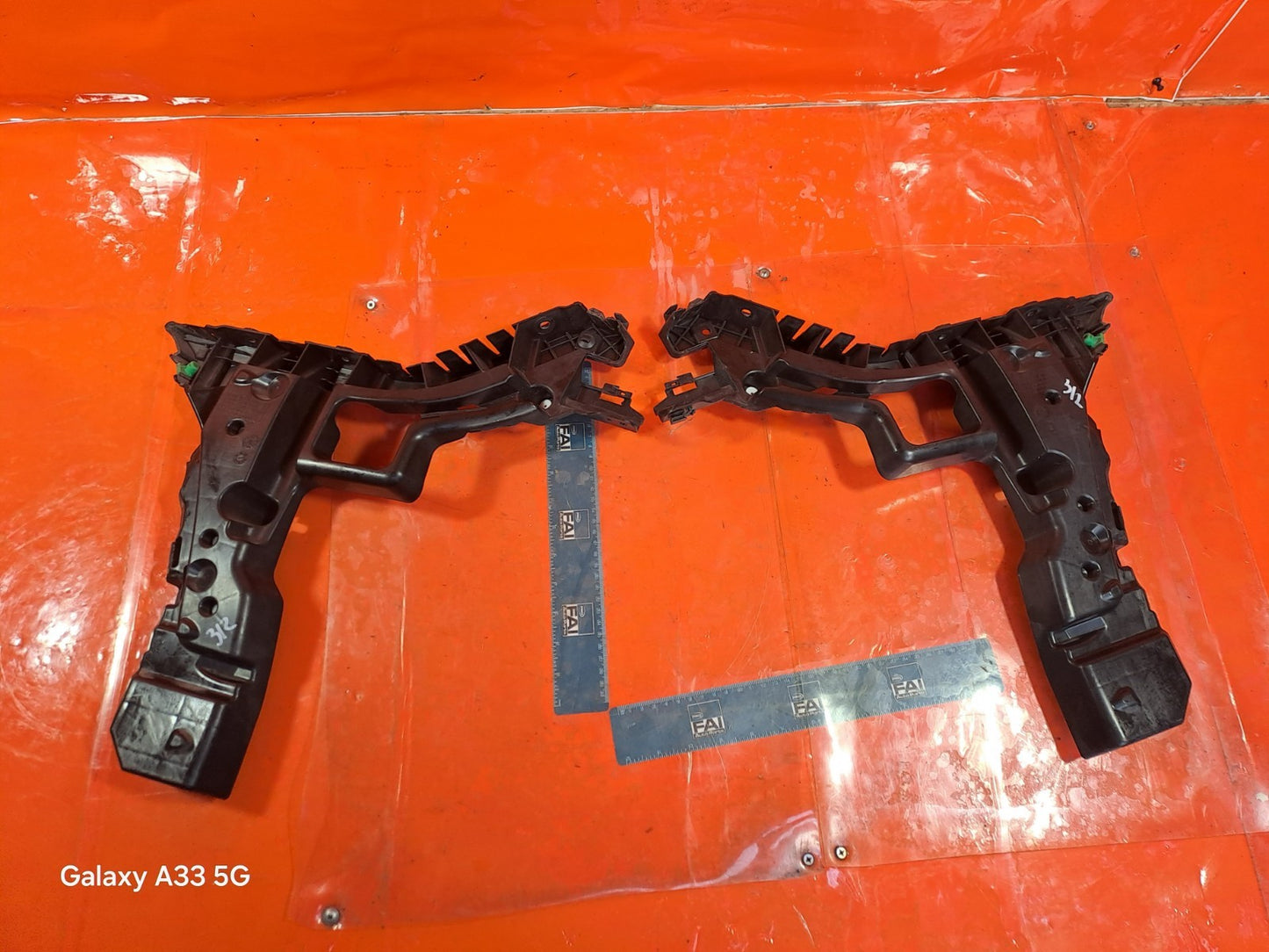 ✅POLESTAR 2 LONG RANGE 2023 REAR BUMPER BRACKETS PAIR 31663652 31663653 Warranty - Image 1