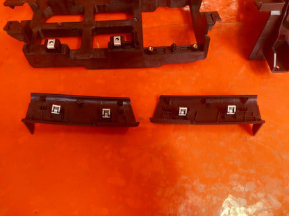 Land Rover Defender L663 3.0 Diesel 2025 Dashboard Trims N8B2047A04AAW Warranty - Image 10