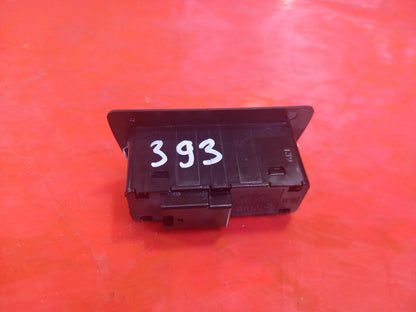 BMW X3 G01 M40D 3.0 Diesel 2019 Tailgate Button Switch 9275121 Warranty A393 - Image 6