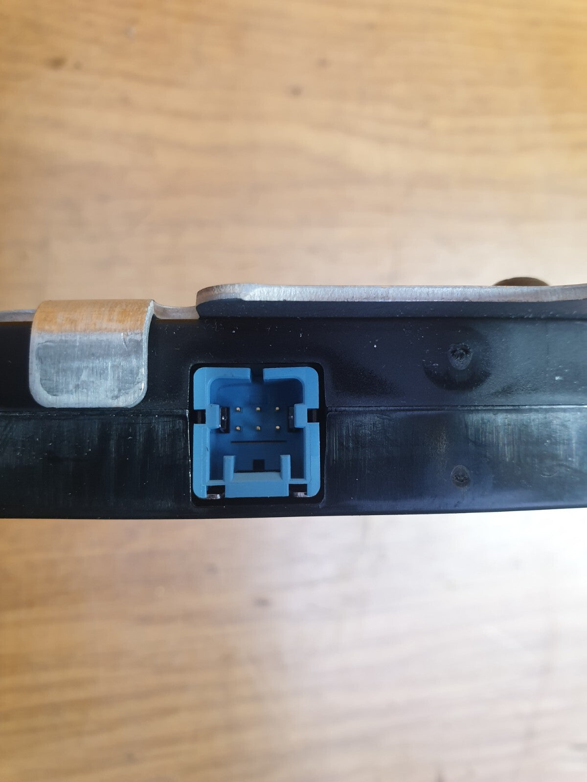 ebay-src:https://i.ebayimg.com/00/s/mtywmfgxmjaw/z/cnuaaoswewpmqjgw/$_57.jpg