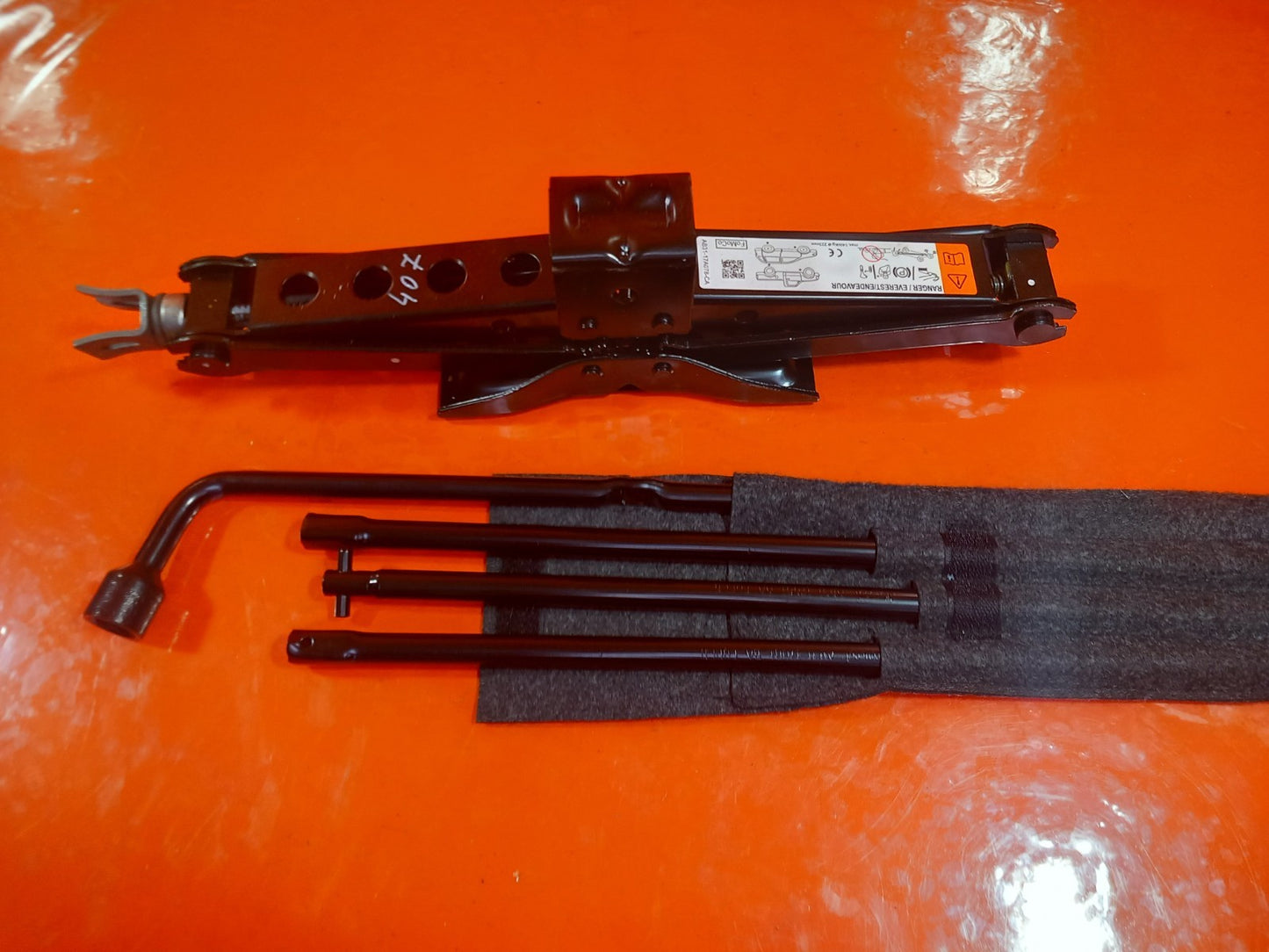 ebay-src:https://i.ebayimg.com/00/s/mtiwmfgxnjaw/z/zqaaaeswttfqmnn9/$_57.jpg