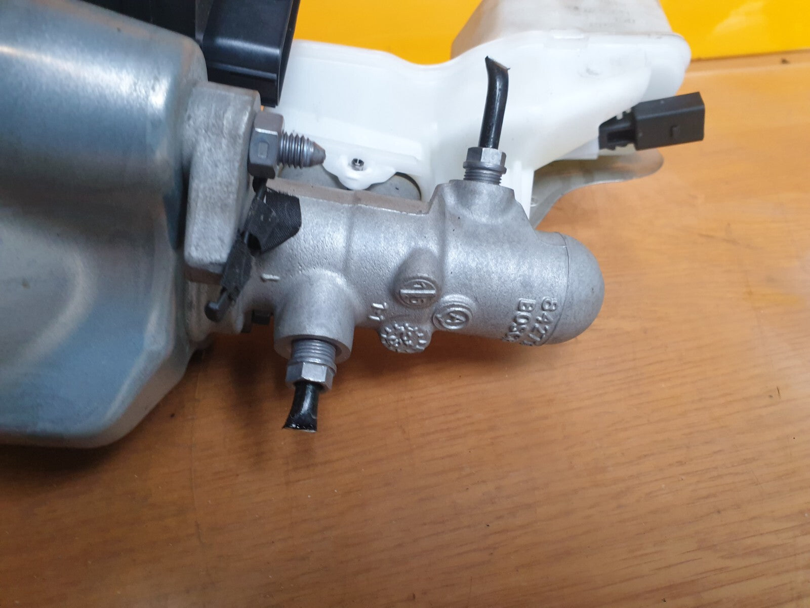 ebay-src:https://i.ebayimg.com/00/s/mtiwmfgxnjaw/z/lamaaoswogxmyw7r/$_57.jpg