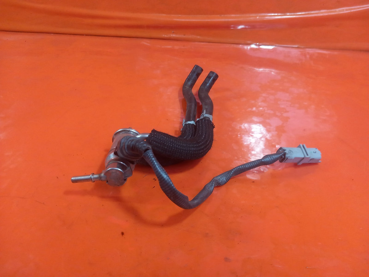 ebay-src:https://i.ebayimg.com/00/s/mtiwmfgxnjaw/z/feeaaeswhkhqs4ww/$_57.jpg
