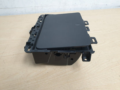 LAND ROVER DISCOVERY 5 L462 2018 GLOVE COMPARTMENT HY3267448 A046