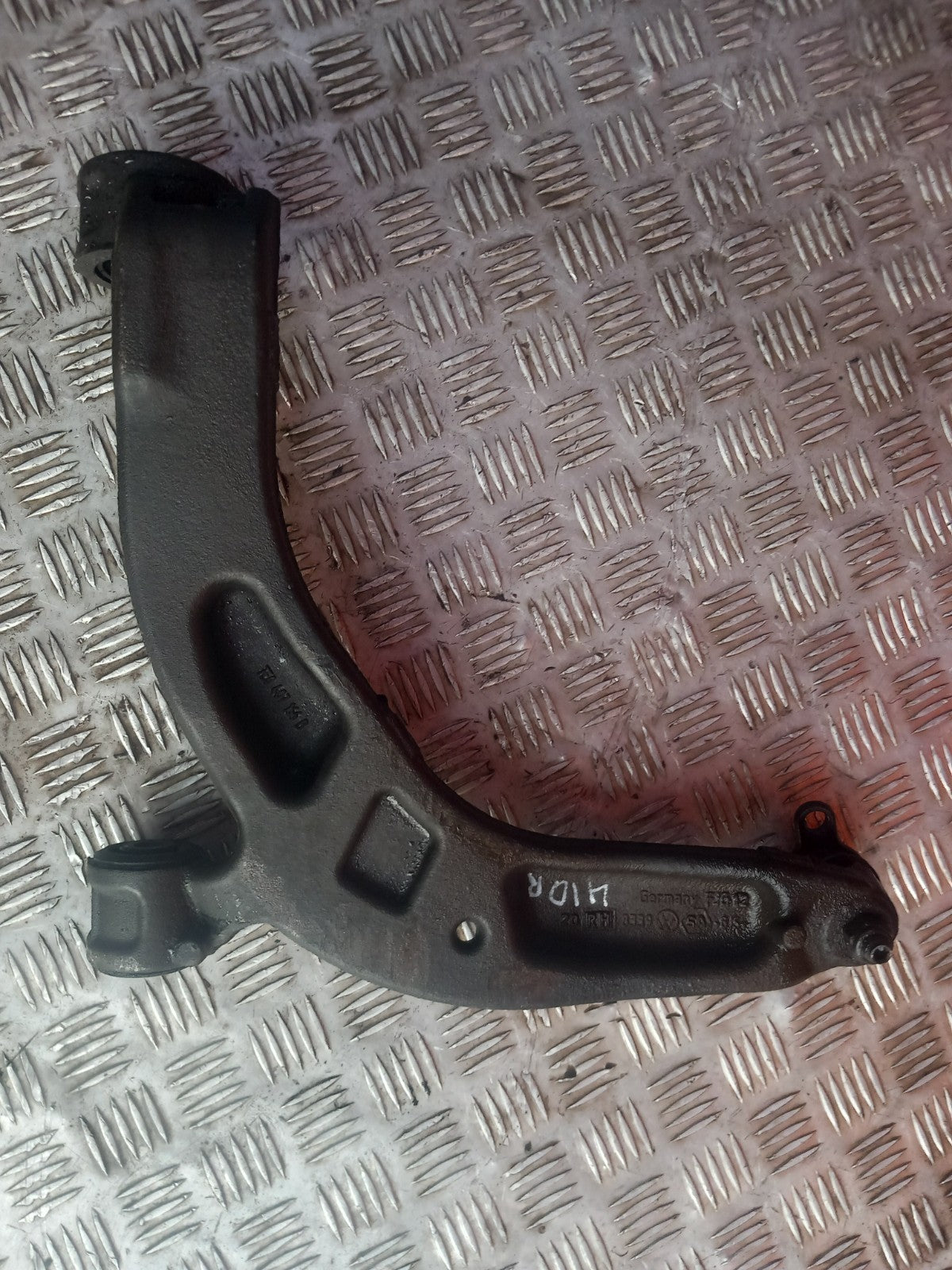 2021 VW Transporter T30 Front Right Lower Control Arm 7E0407166B Warranty A410 - Image 6