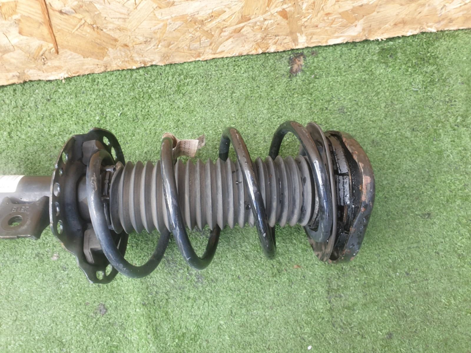 ✅2018 FORD FOCUS MK4 1.0 PETROL FRONT RIGHT SHOCK ABSORBER JX6118045EKF WARRANTY - Image 3