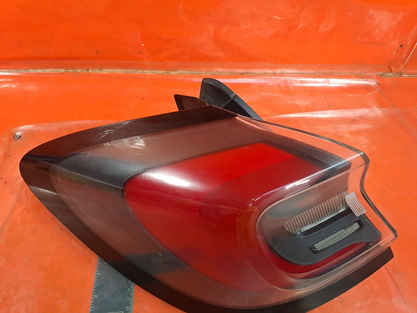 ✅2023 FORD PUMA TITANIUM 1.0P REAR LEFT OUTER TAIL LIGHT L1TB13405AG A328 - Image 5