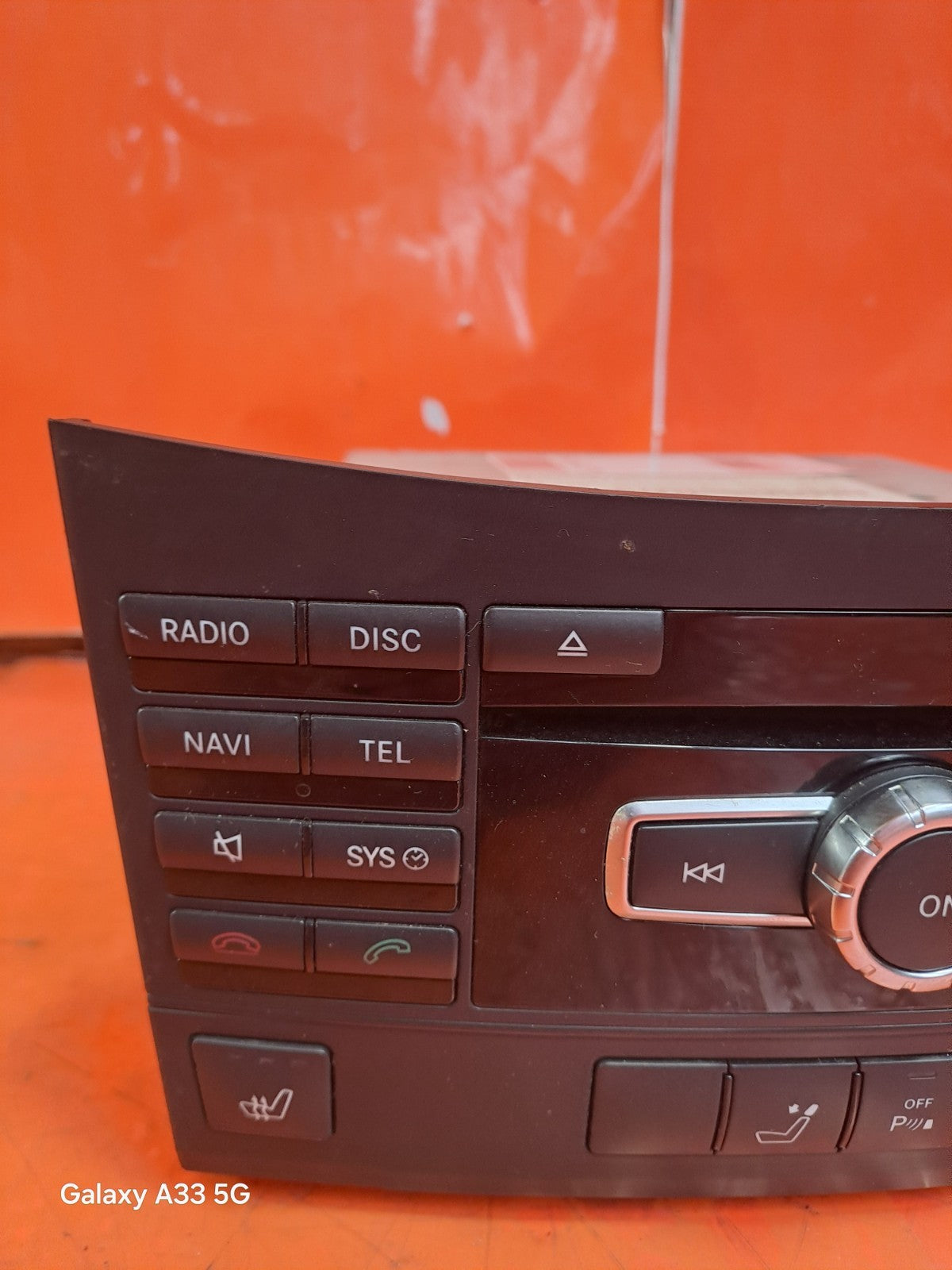 ✅2013 MERCEDES E CLASS W212 MULTIMEDIA RADIO PLAYER HEAD UNIT A2129006417 A271 - Image 3