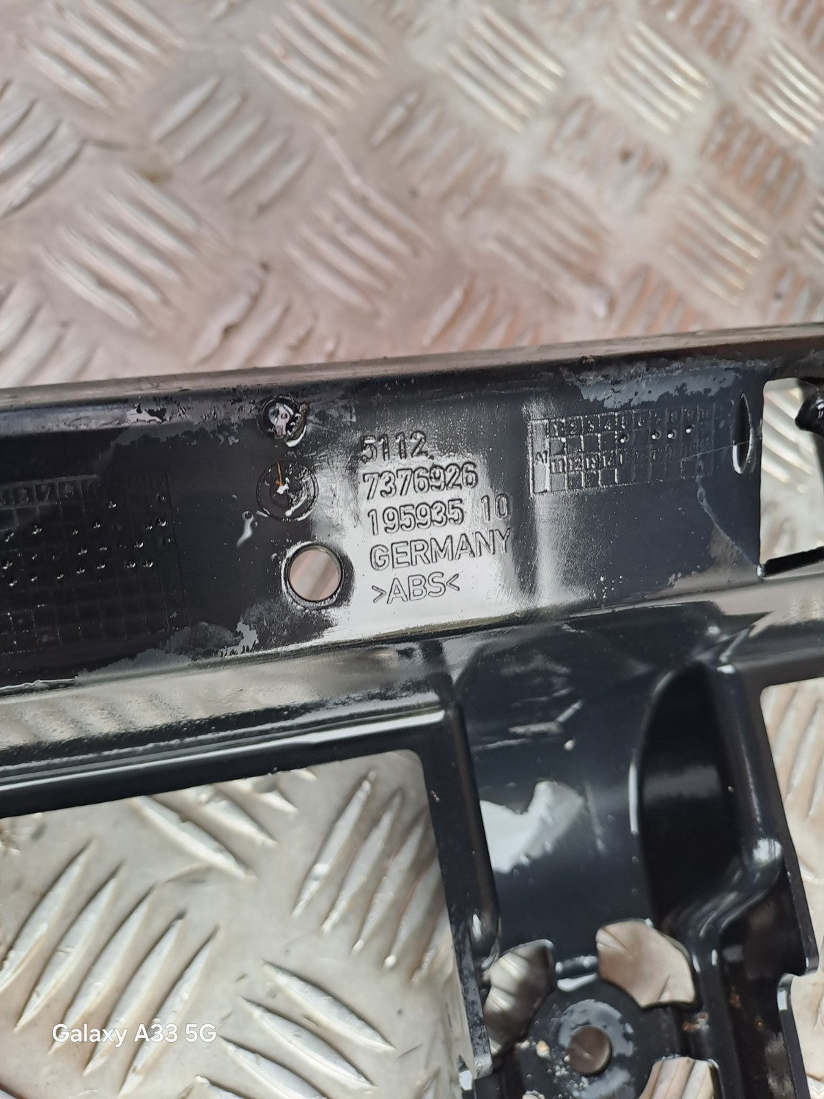 ebay-src:https://i.ebayimg.com/00/s/mtywmfgxmjaw/z/yzcaaeswt71osjvm/$_57.jpg