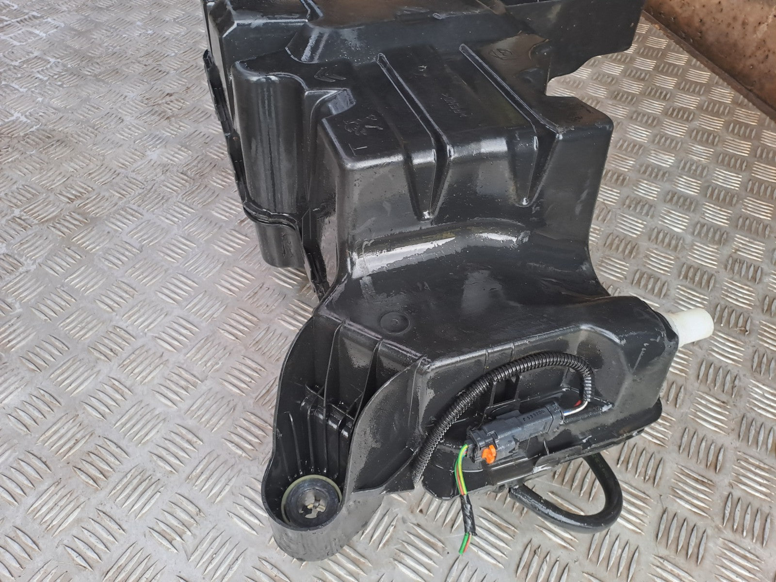 ✅2020 Citroen Berlingo Adblue Tank 12678023 + Warranty A381 - Image 4