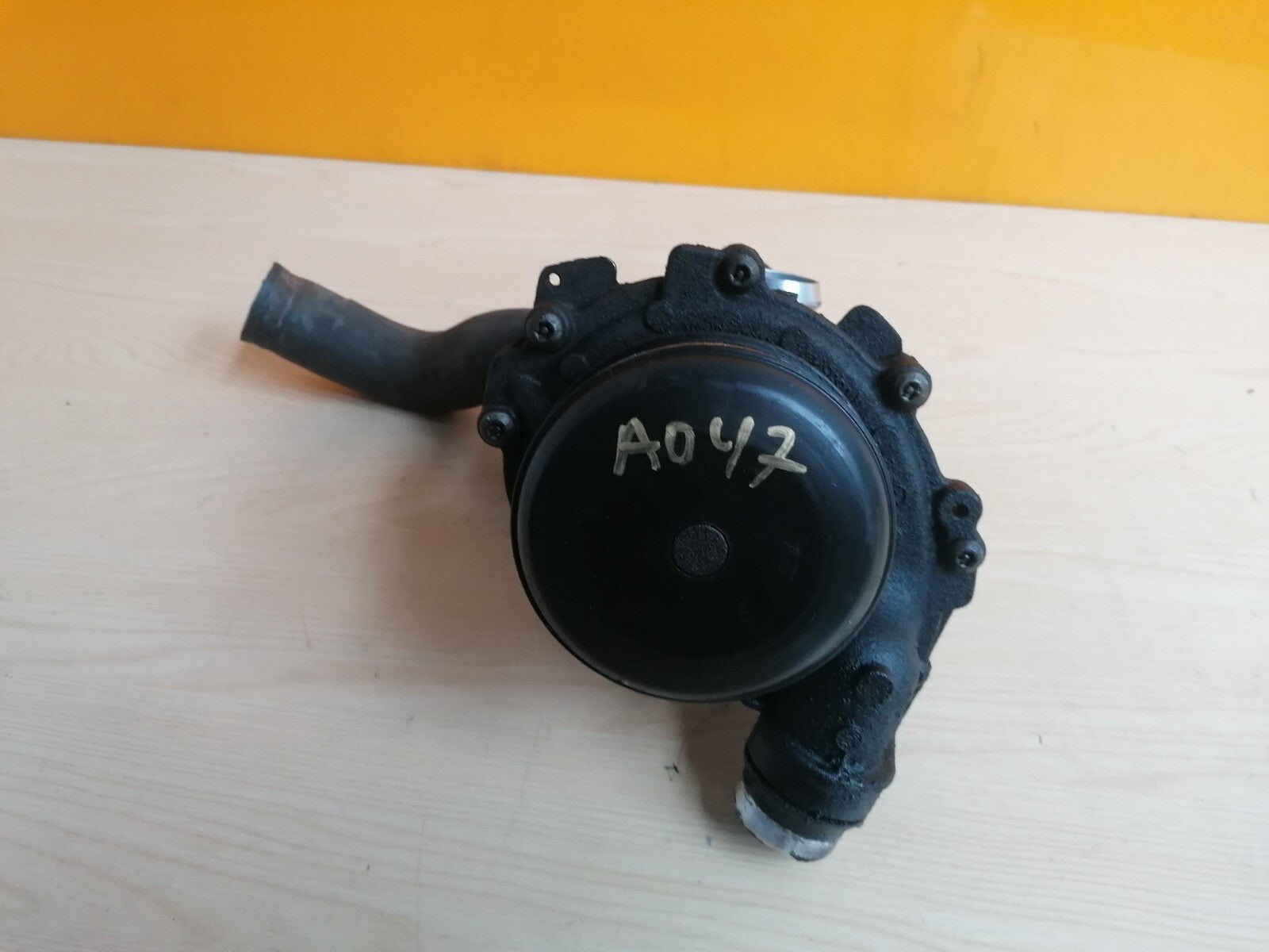 MERCEDES A200 W176 2.1 DIESEL 2015 WATER COOLANT PUMP A6512000501 A047 - Image 8