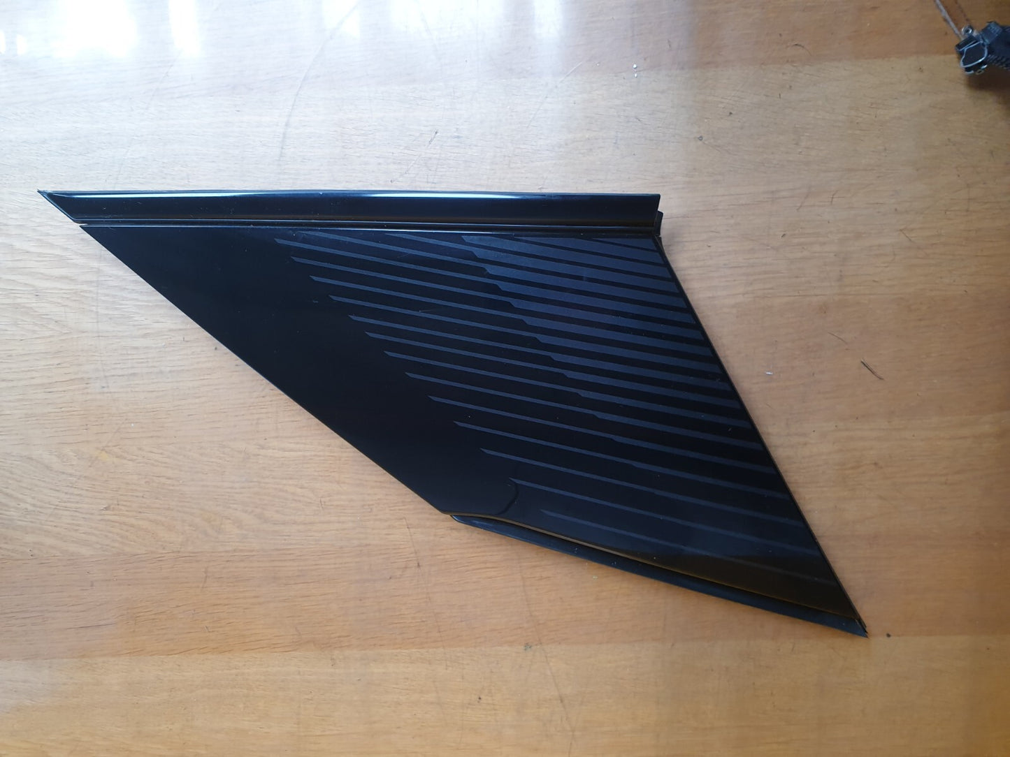 ebay-src:https://i.ebayimg.com/00/s/mtiwmfgxnjaw/z/agyaaosw-3bmh~0f/$_57.jpg