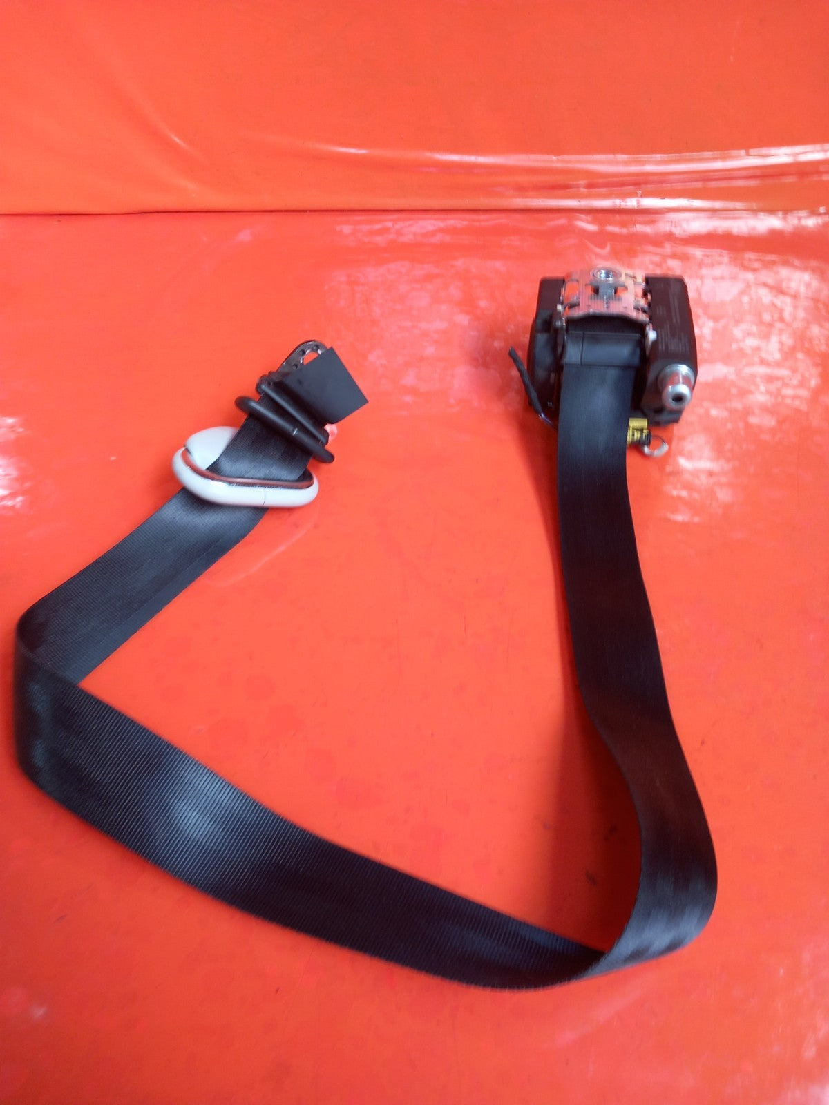 VW Transporter T30 2.0 Diesel 2021 Front Left Seat Belt 7E0857805C A410 - Image 3