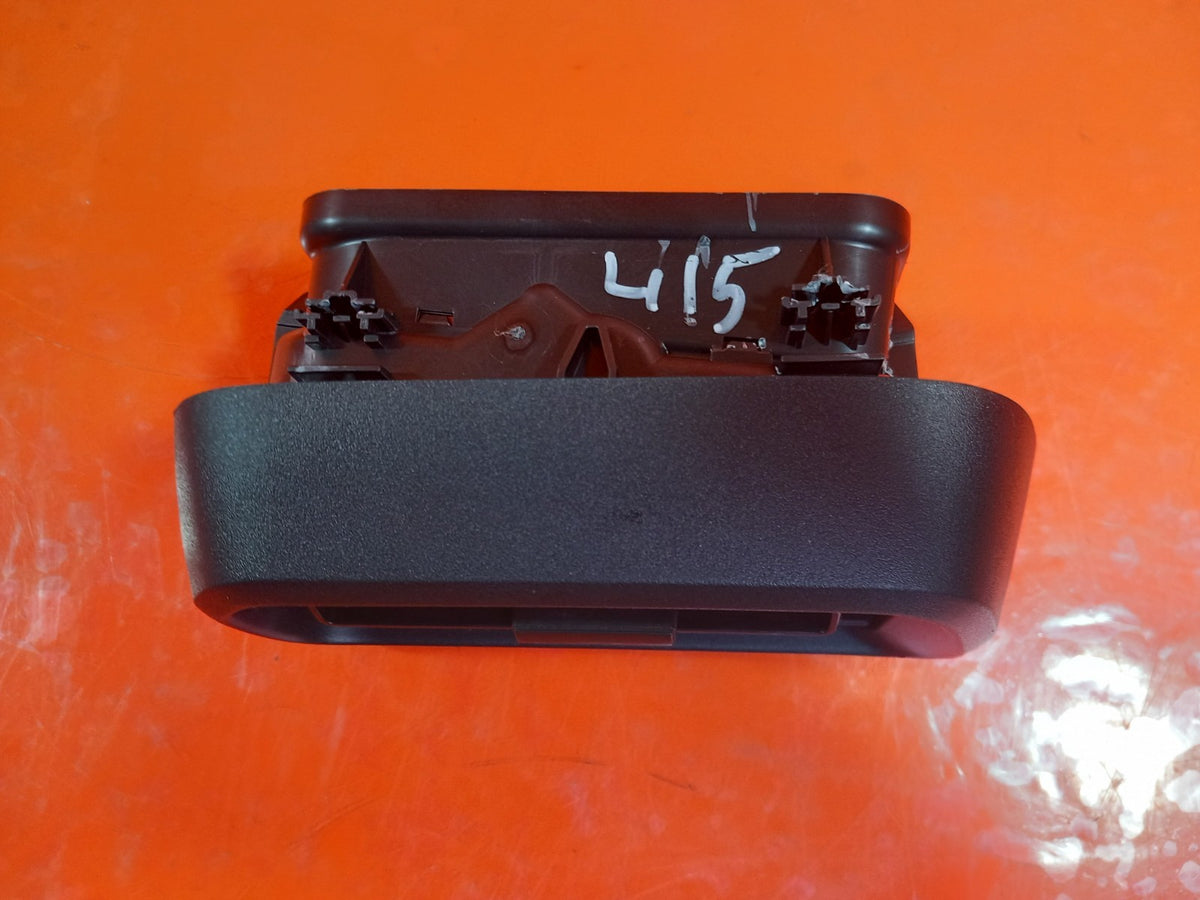 ebay-src:https://i.ebayimg.com/00/s/mtiwmfgxnjaw/z/zseaaeswlurqvg7w/$_57.jpg