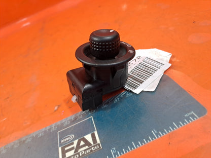 ✅2011 LAND ROVER DISCOVERY 4 L319 STEERING WHEEL ADJUSTMENT SWITCH XPB500180 239 - Image 1