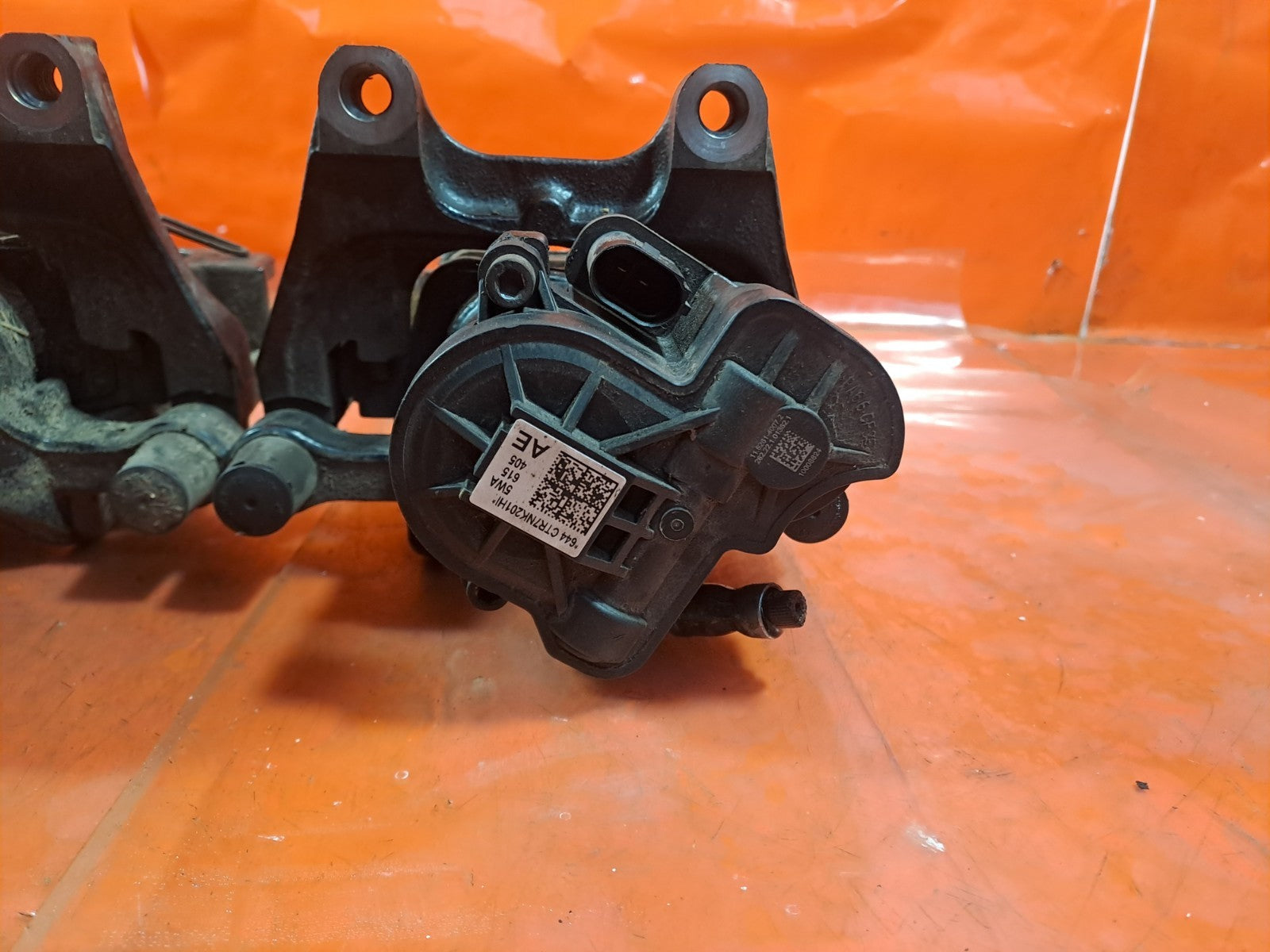 ✅CUPRA FORMENTOR 2.0 PETROL 2023 REAR BRAKE CALIPERS PAIR 5WA615405AE 5WA615406 - Image 4