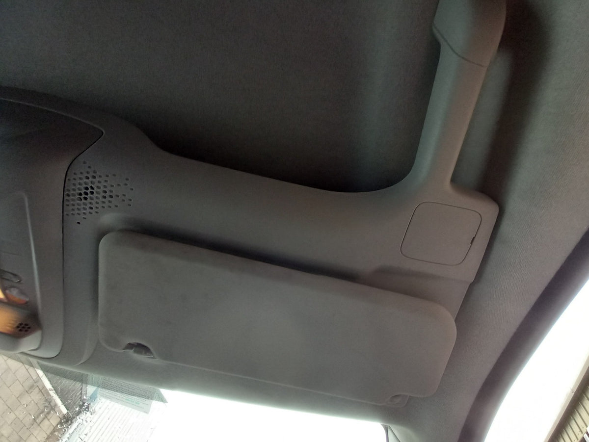 2022 Peugeot Partner K9 Sun Visor Pair Warranty A419 - Image 3