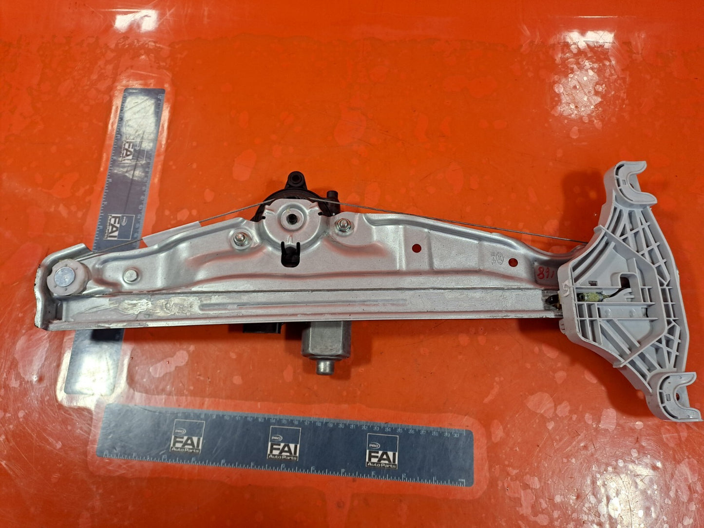 ebay-src:https://i.ebayimg.com/00/s/mtiwmfgxnjaw/z/vmmaaoswstdndscc/$_57.jpg