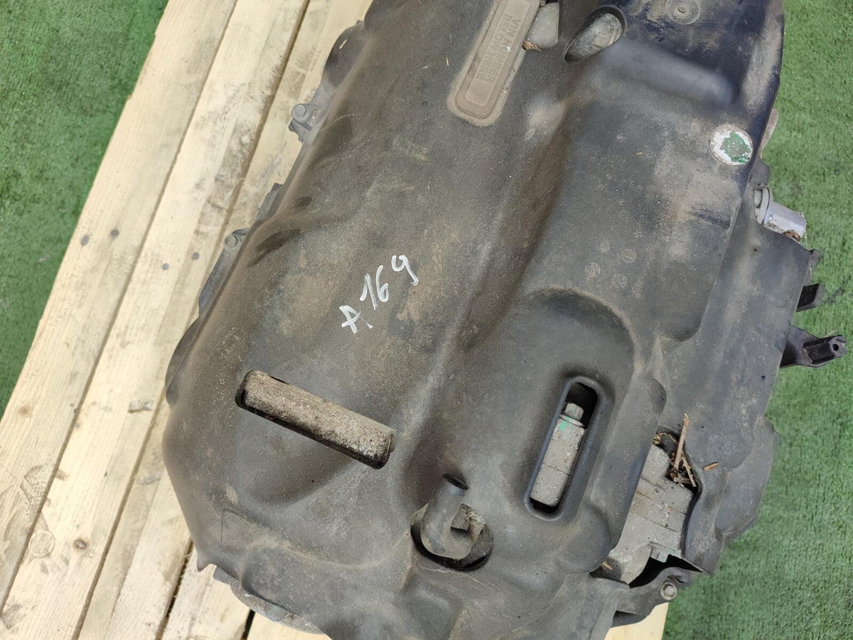2022 Range Rover Evoque L551 1.5 PHEV Rear Electric Motor L8D2-4A520-AX A169 - Image 6