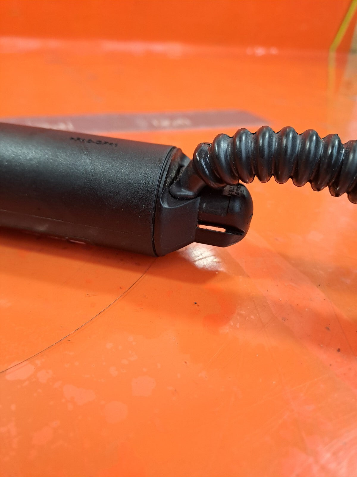 ebay-src:https://i.ebayimg.com/00/s/mtywmfgxmjaw/z/hkiaaoswotvne7jd/$_57.jpg