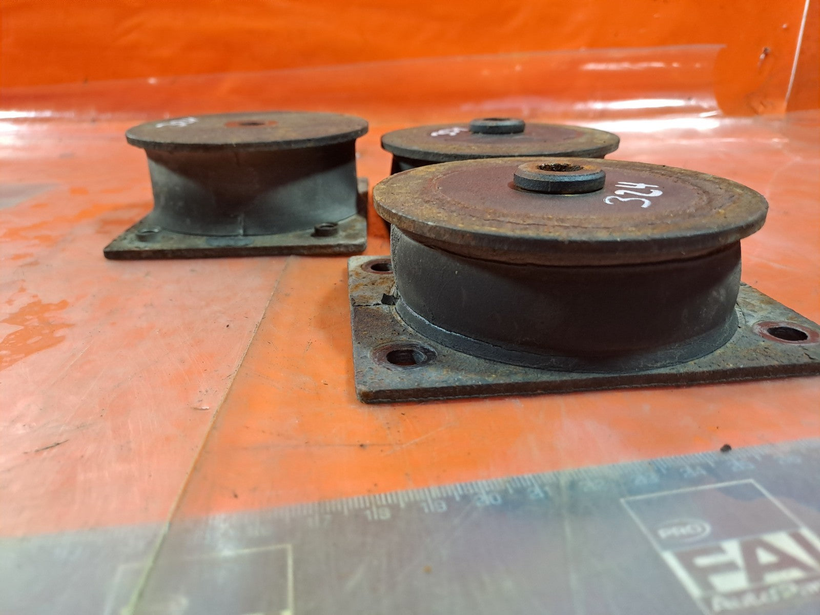 ✅2003 VOLVO FL ENGINE MOUNT SET OF 3 + WARRANTY A324 - Image 2